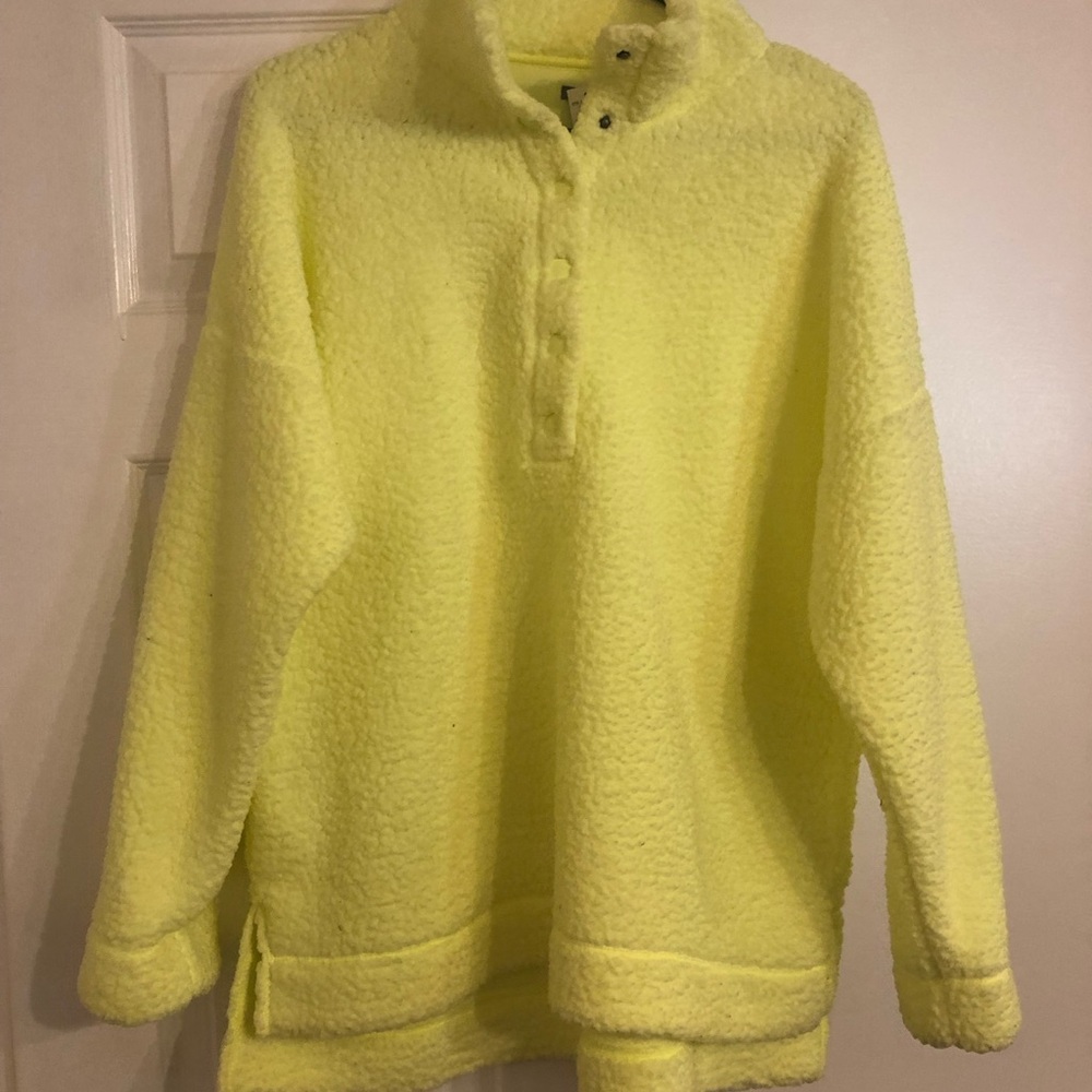 Aerie Neon Yellow Fleece 1/4 Snap Top